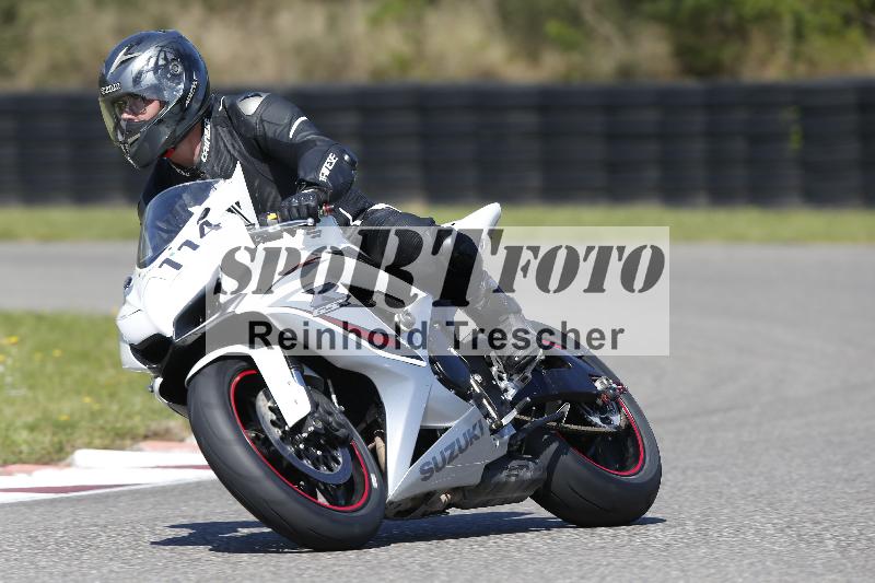 Archiv-2025/48 25.08.2025 Cornu Master School ADR/gruen-vert/114